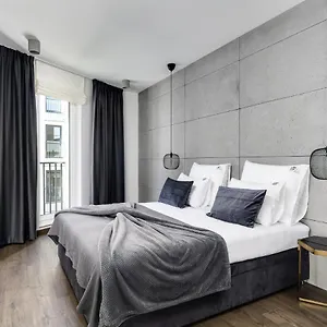 el-apartments-hercules.poznan-hotels.com/