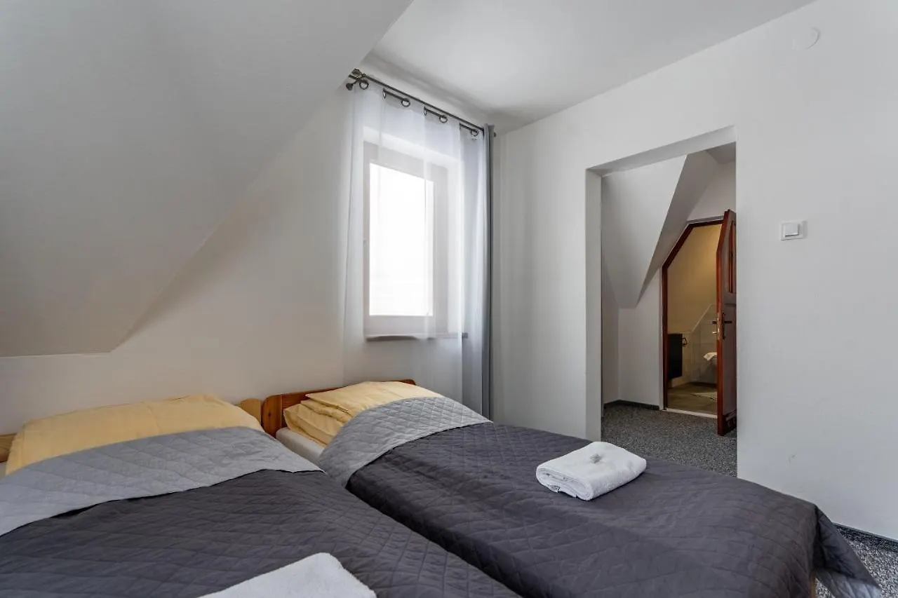 Villa 84 & Apartments - Jacuzzi, Sauna Zakopane