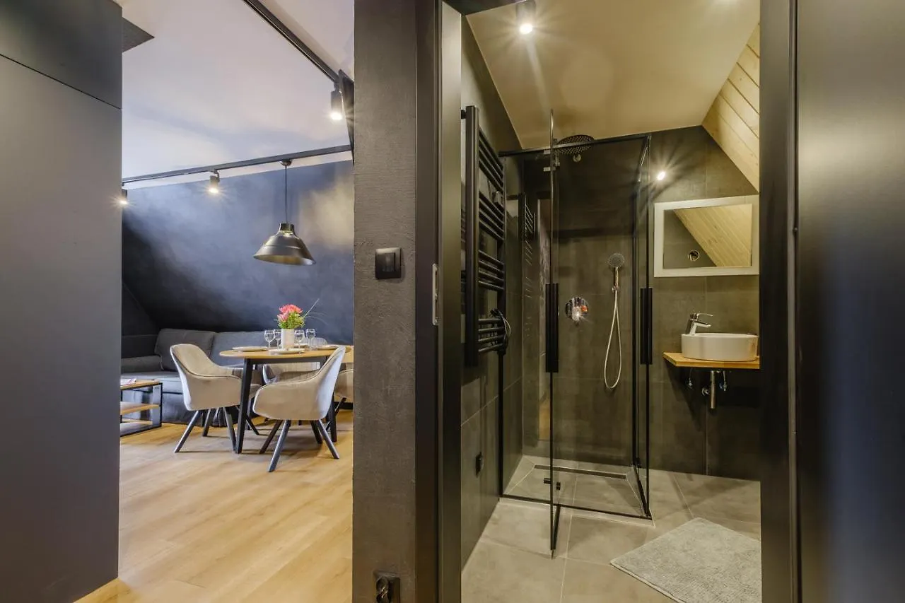 Villa 84 & Apartments - Jacuzzi, Sauna Zakopane Bed & Breakfast