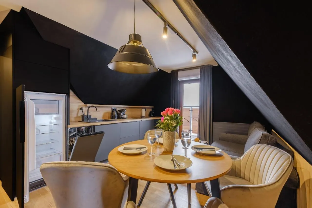 Bed & Breakfast Villa 84 & Apartments - Jacuzzi, Sauna Zakopane