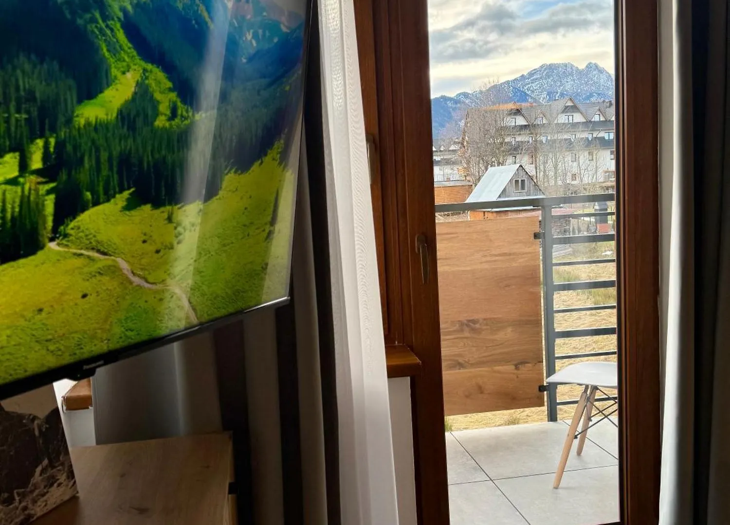 Villa 84 & Apartments Jacuzzi & Sauna Zakopane