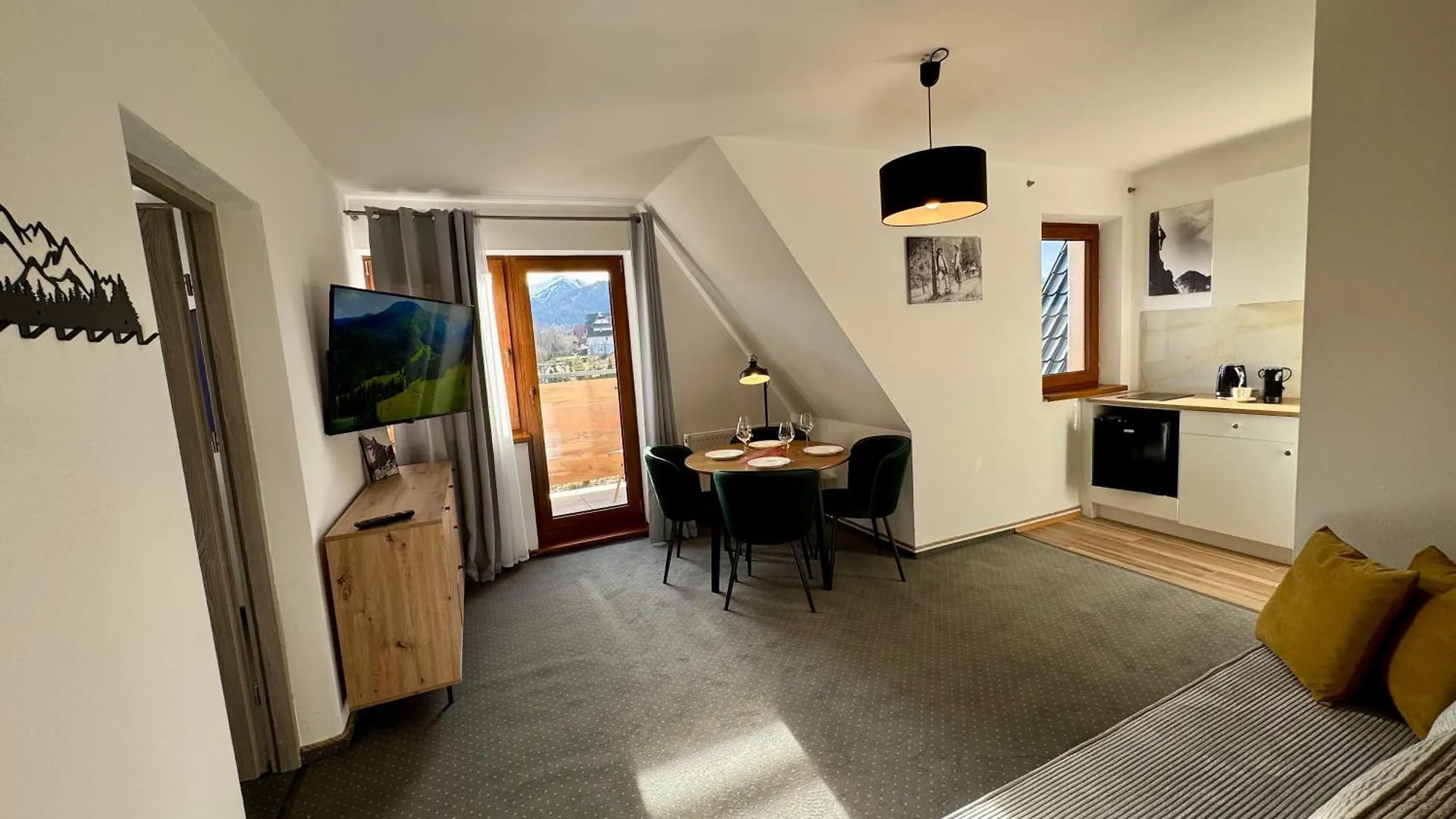 Villa 84 & Apartments Jacuzzi & Sauna Zakopane